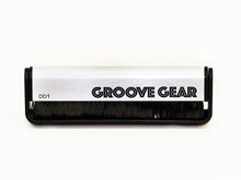 Load image into Gallery viewer, Groove Gear DD-1 Carbon Fibre Record Brush - The HiFi Shop
